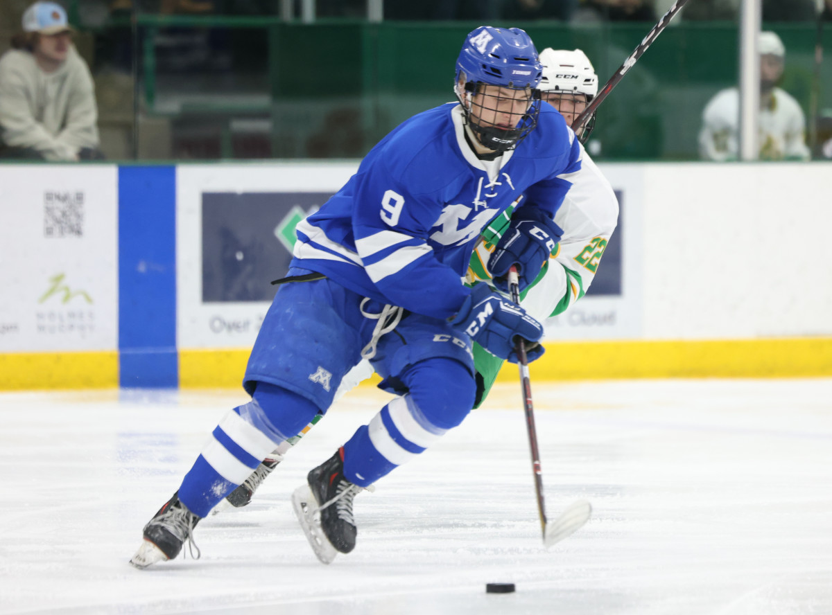 Minnetonka vs Edina Feb11-23 Jeff Lawler23